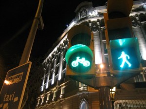 barcelona fietsstad Stoplicht fietsers voor het hotel Palace